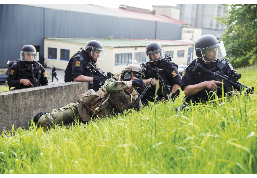 Figur 10.2 Felles kontraterrorøvelse for politiet og Forsvaret.