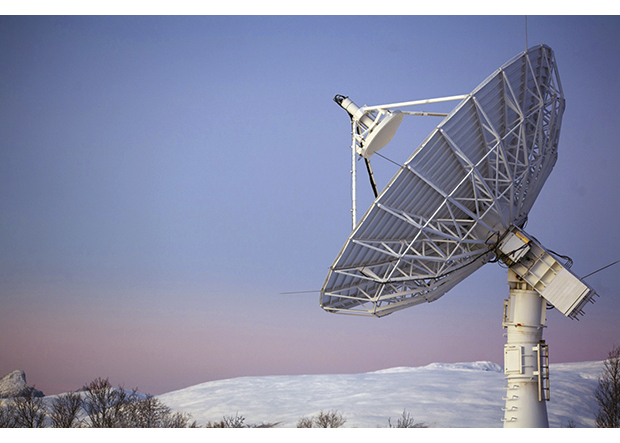 Figur 8.3 KSAT i Tromsø leser ned satellittdata