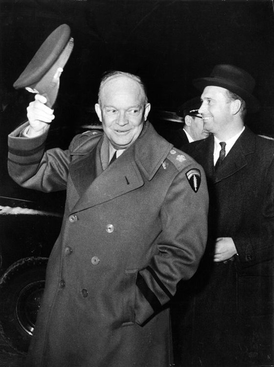 NATOs øverstkommanderende Dwight D. Eisenhower.