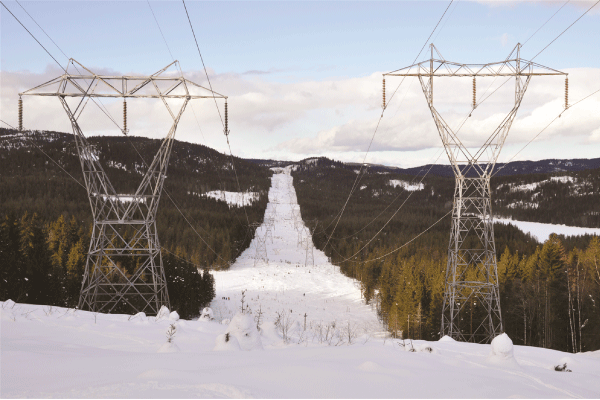 Figur 6.2 300 kV-ledning ved Ullevålseter, Oslo