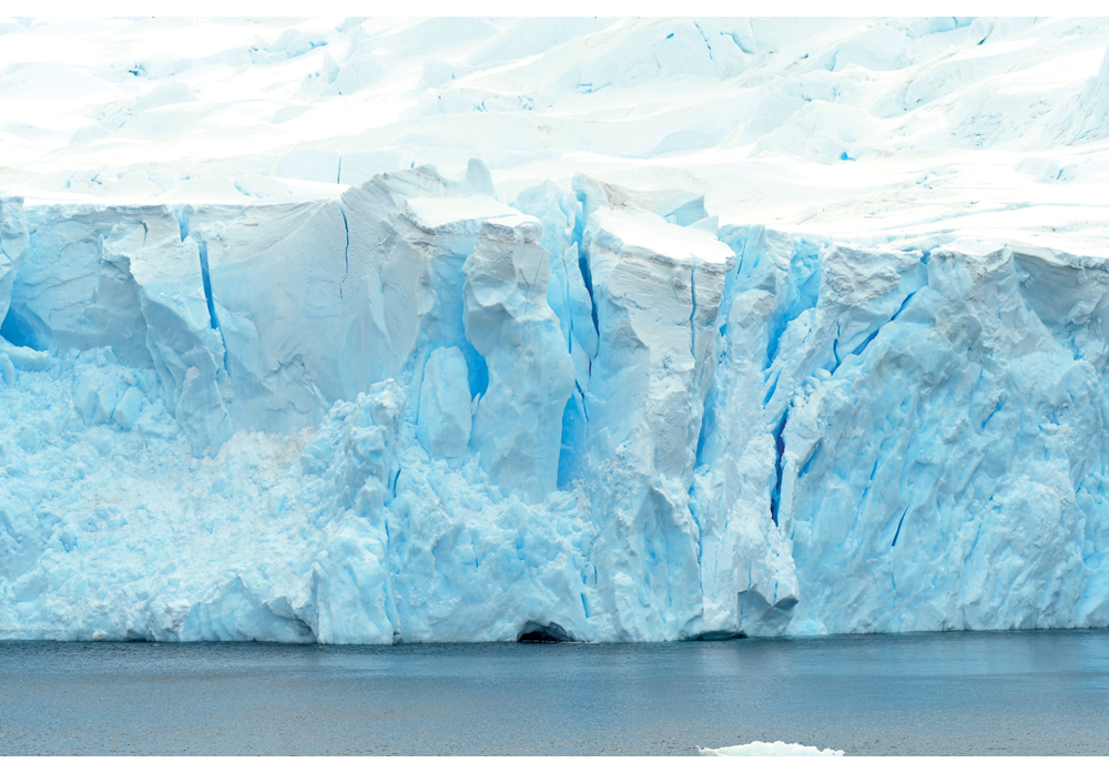 Figure 6.4 There are concerns about how global warming increases the risk of rapid and irreversible sea level rise resulting from the melting of glaciers in Greenland and Antarctica.