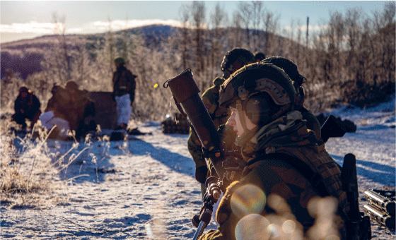 Figur 2.3 Regjeringen fortsetter satsingen på Forsvaret og styrker beredskapen og forsvarsevnen i nord. Militærøvelser sammen med allierte er viktig for vår sikkerhet.