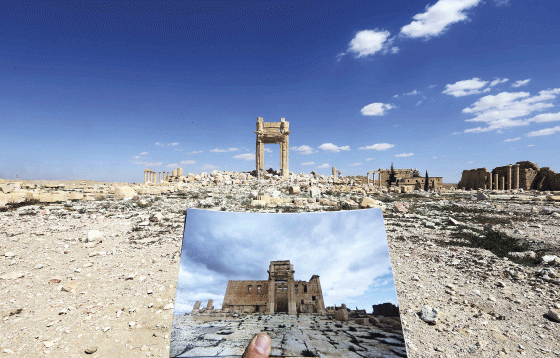 Figur 12.3 Bel-tempelet i Palmyra før og etter ødeleggelsen.