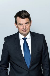 Tor Mikkel Wara