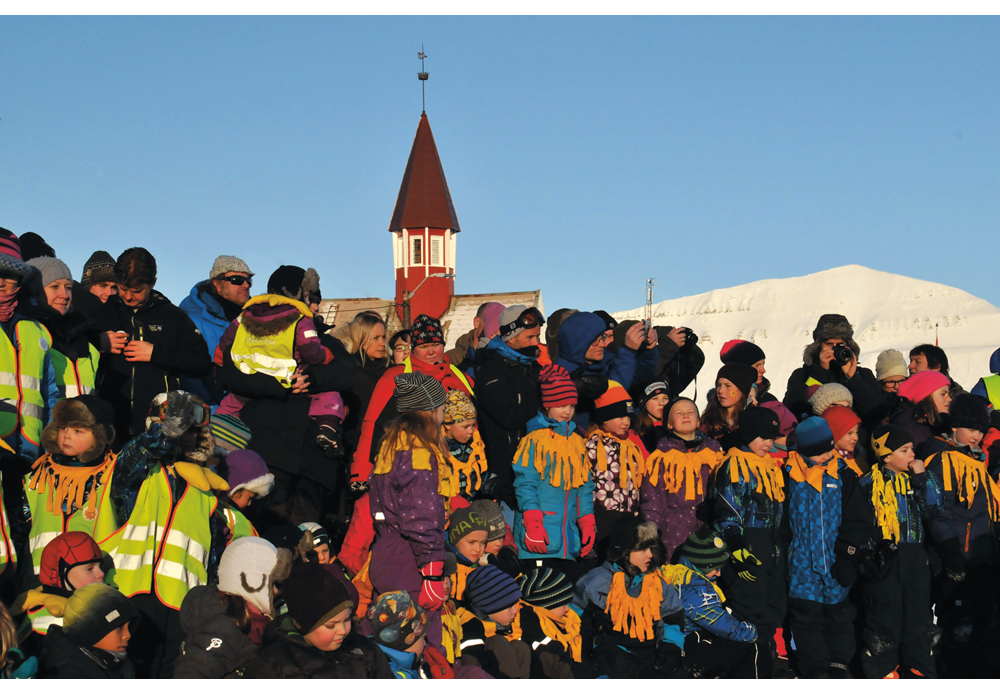 Figure 6.6 Every year on 8 March, the return of the sun is marked with a traditional gathering on the old hospital steps at Skjæringa.