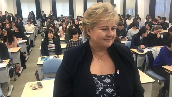Prime Minister Erna Solberg at Ochanomizu University in Japan.