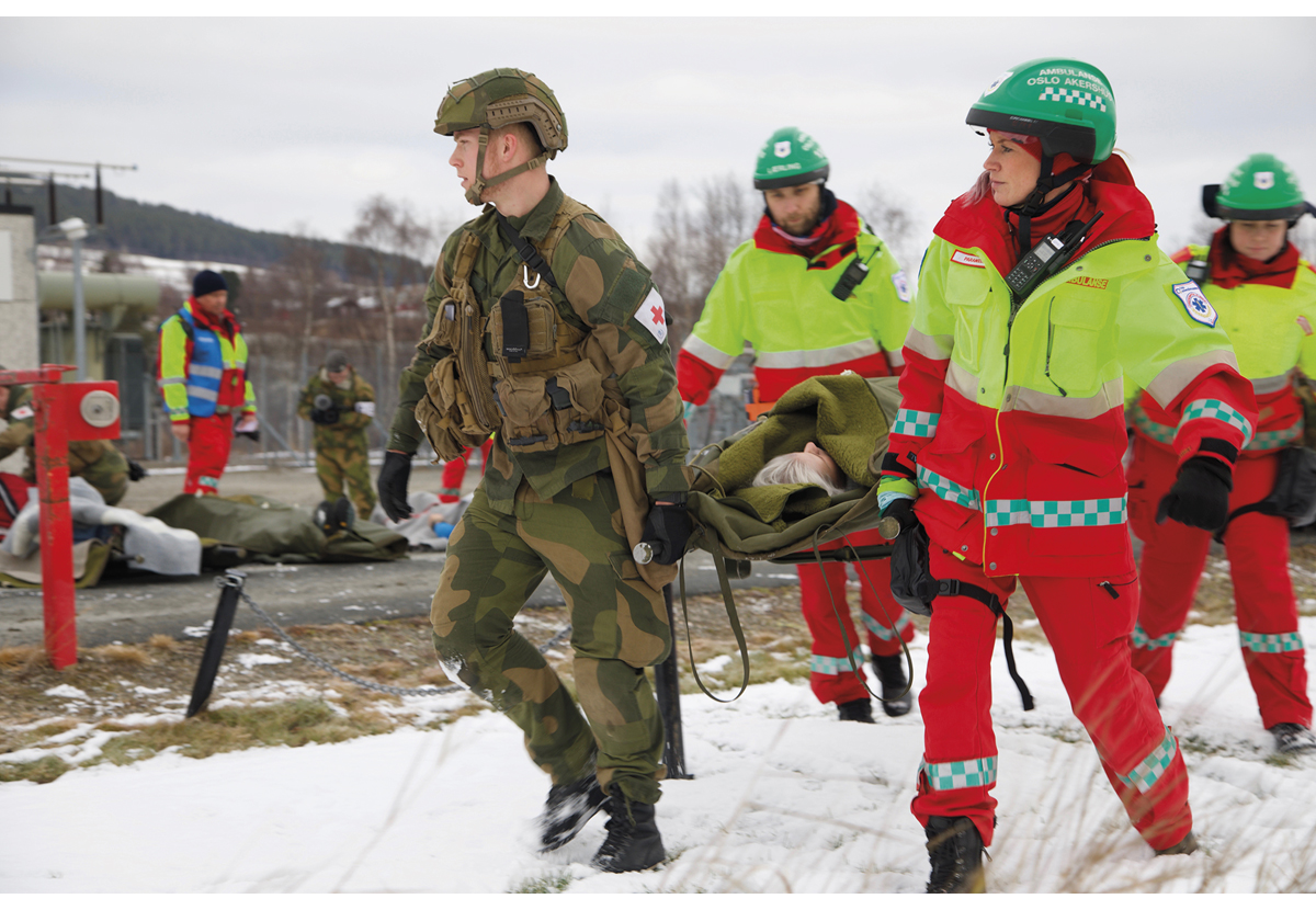 Figur 4.1 Helsetjenesten og Forsvaret øver på håndtering av masseskade under Nasjonal helseøvelse 2018.