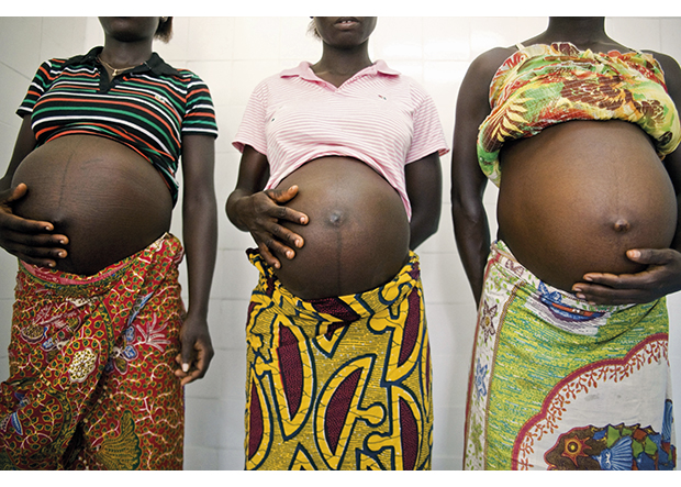 Figure 3.5 Pregnant women in Bongouanou, Côte d’Ivoire, 2012.