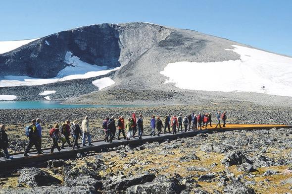 Bearbeidet gangvei i fjellet