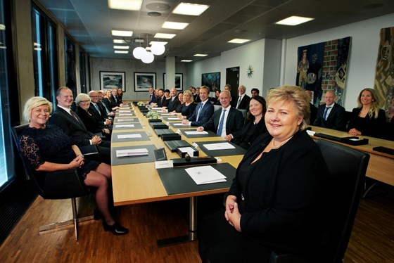 Regjeringen i regjeringskonferanse på Statsministerens kontor 3. oktober 2016.