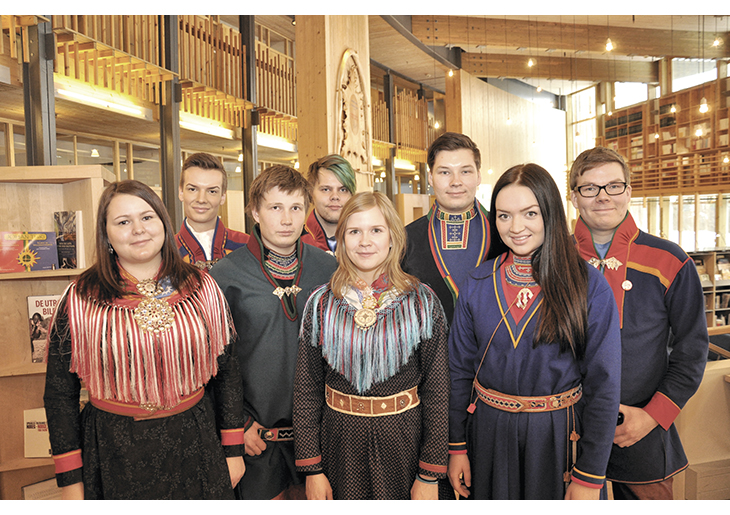 Govus 1.6 Sámedikki nuoraidpolitihkálaš lávdegoddi áigodagas 2014–2015