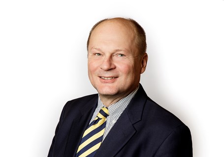 bilder av statssekretær Lars Andreas Lunde.