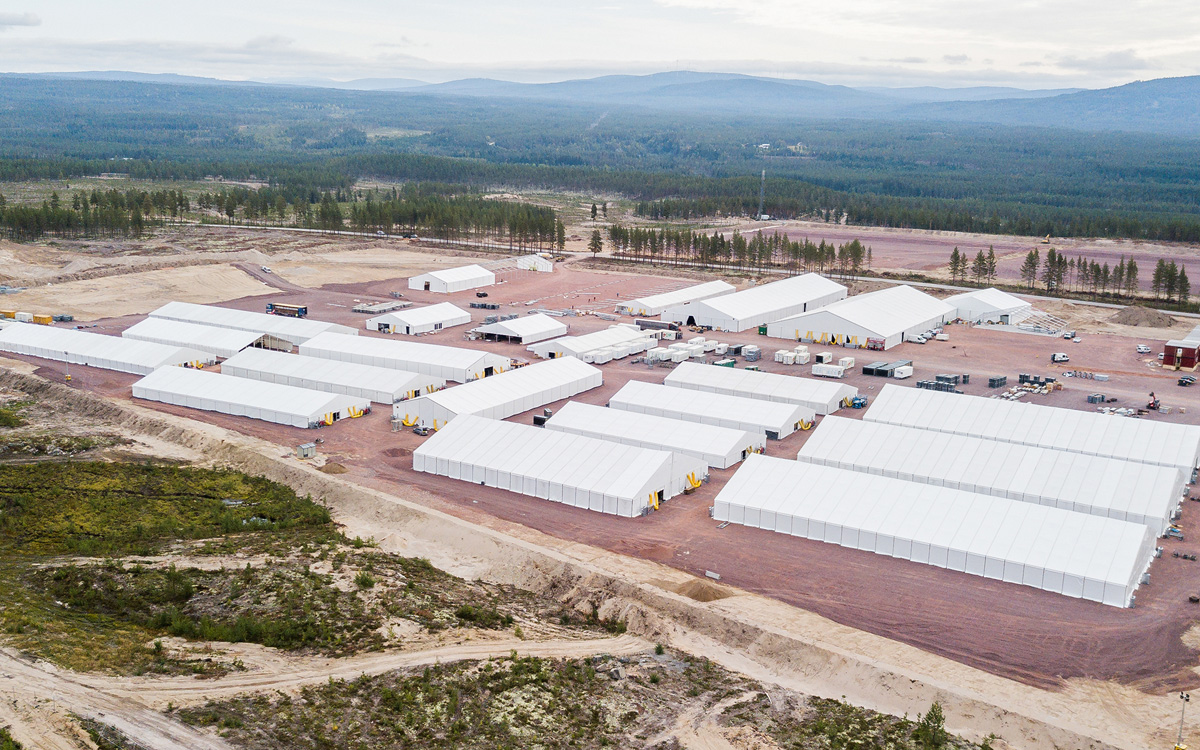 Figur 12.23 Nødvendig infrastruktur er avgjørende for alliert støtte, trening og øving. Den midlertidige leiren Camp Rødsmoen på Rena er bygget for å huse allierte soldater på større øvelser som blant annet Trident Juncture i 2018 og Cold Response i 2022.