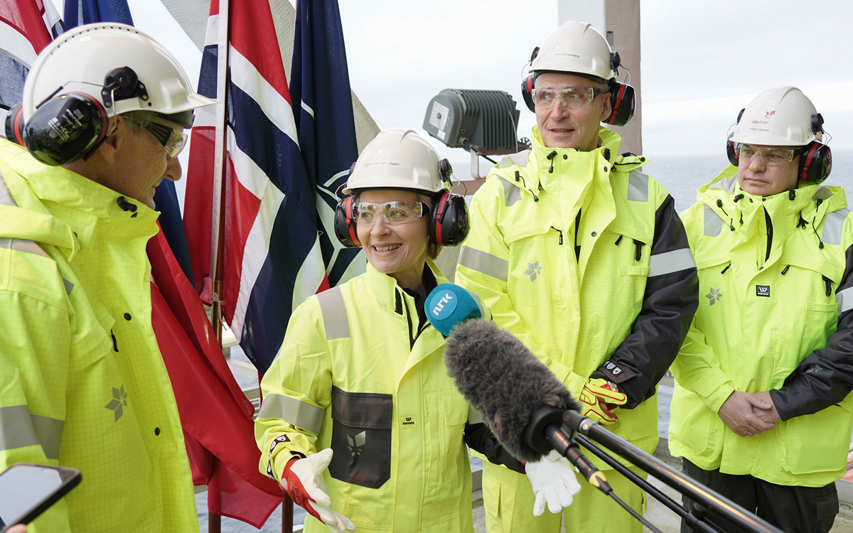 Figur 8.2 Etter Russlands angrep på Ukraina har Norge blitt Europas viktigste energileverandør. Europakommisjonens president, Ursula von der Leyen, besøkte plattformen for gassproduksjon, Troll-A, sammen med statsminister Jonas Gahr Støre, NATOs generalsekretæ...