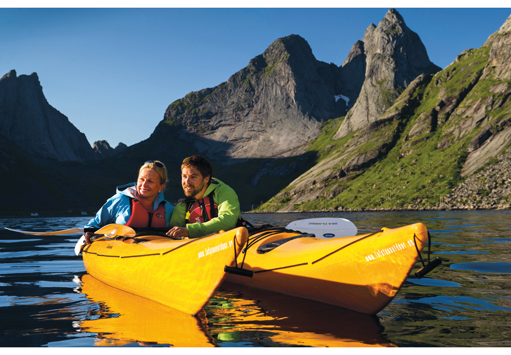 Figur 5.9 Kajakk i Reinefjorden, Lofoten.