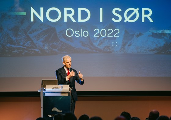 Statsminister Jonas Gahr Støre på talerstolen.