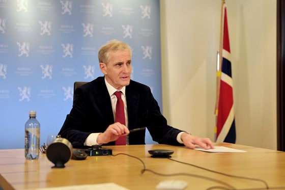 Statsminister Jonas Gahr Støre oppfordrer verdensledere til å skaffe 16,8 milliarder dollar i vaksinedugnad.