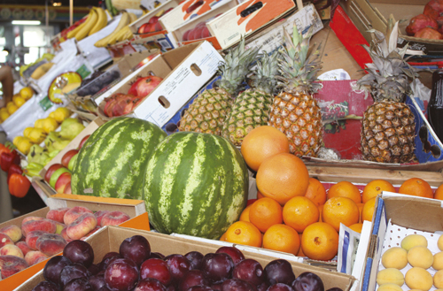 Figure 4.3 Trade in agricultural products is an important and controversial
issue.