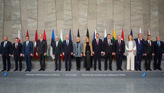 Under forsvarsministermøtet i NATO den 13. oktober ble det signert en intensjonsavtale om et felles integrert luft- og missilforsvar
