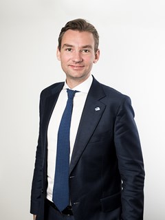 Bilde av statsråd Henrik Asheim