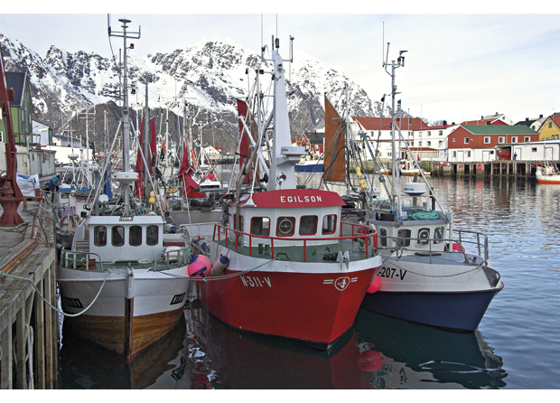 Figur 6.12 Fiskerifartøy. Fiske i Henningsvær, Lofoten