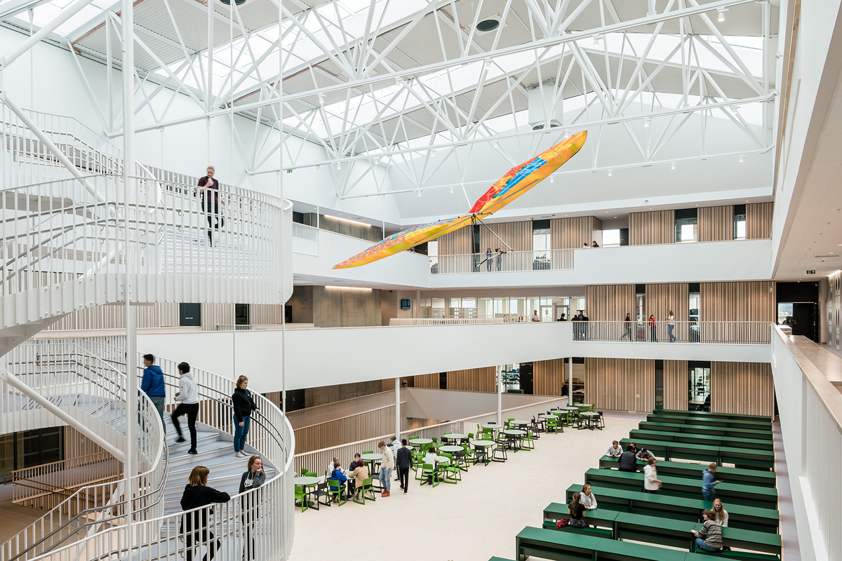 Figur 4.16 Nye Heimdal vidaregåande skule i Trondheim. Arkitekt: Rambøll arkitekter/KHR arkitekter.