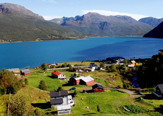 Utsyn over Sisgeahči - Innerskardalen i Kåfjord.