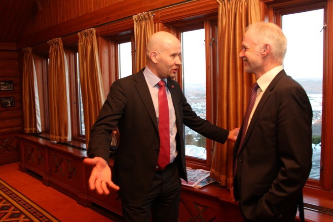 Olje- og energiminister Tord Lien og den tyske statssekretæren for økonomi og energi, Rainer Baake.