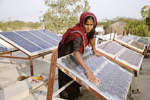 Figur 3.3 Den første kvinnelige solcelleingeniøren
i Indias største provins Rajasthan.
