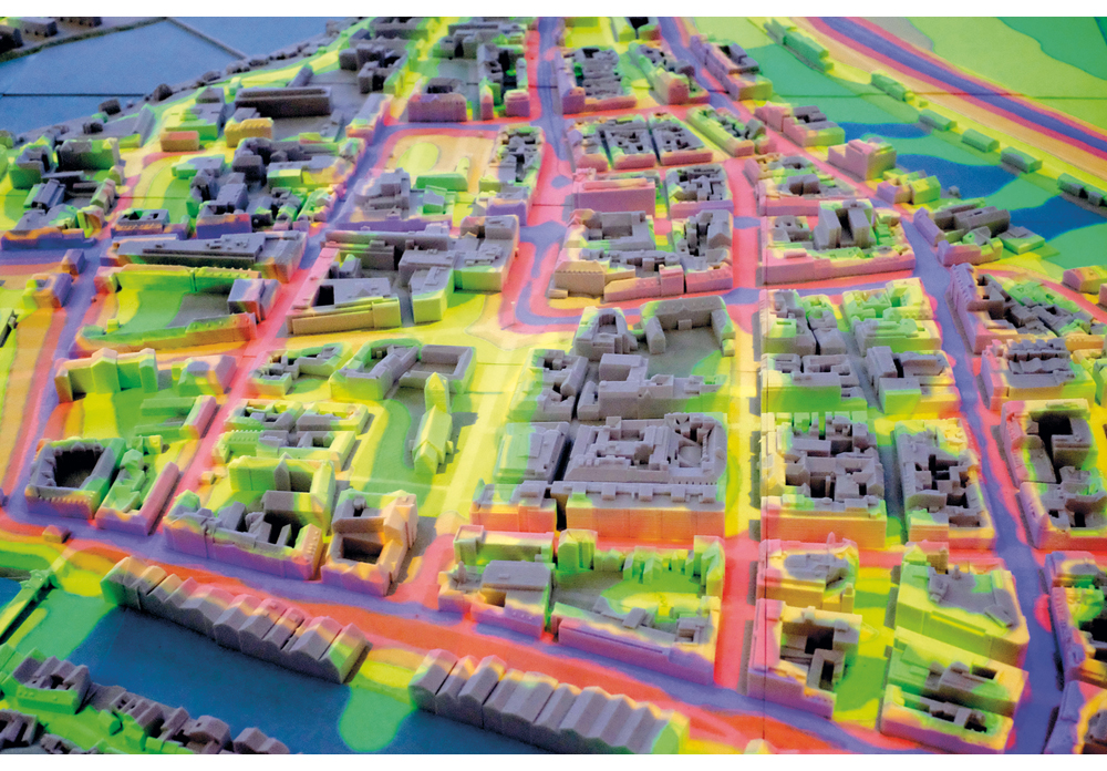 Figur 7.14 Støysoner projisert på ein bymodell av Trondheim. Tredimensjonale modellar gjer det enkelt å visualisere kommuneplanen og andre aktuelle tema for innbyggjarane.