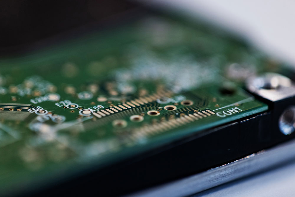 Figure 2.2 Digitalisation introduces new vulnerabilities and risks.