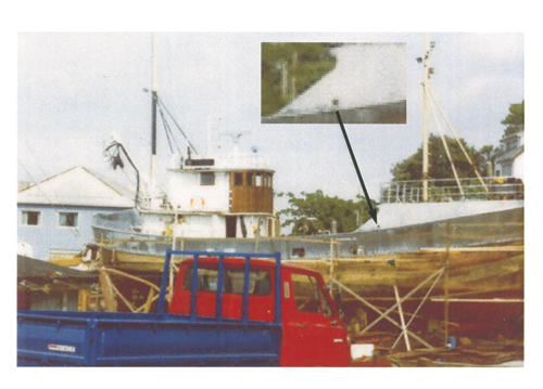 Figur 6.13 Fotografi av “Western” under ombygging til
 trålbakk. Utklipp av trålbakk