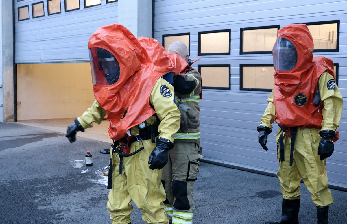 Figur 7.7 IUA Hedmark øver på ulykke med farlige stoffer.