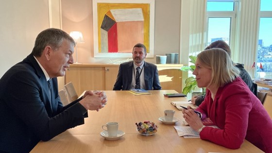 Minister of Foreign Affairs Anniken Huitfeldt and UNRWA Commissioner-General Philippe Lazzarini.