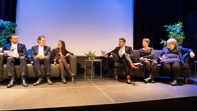 Paneldebatt med politikere