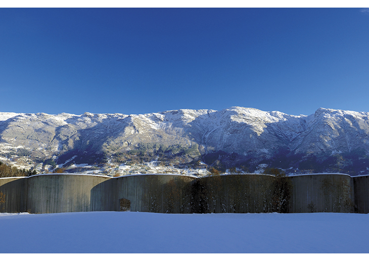 Figure 2.2 Concrete avalanche defence, Hardanger municipality