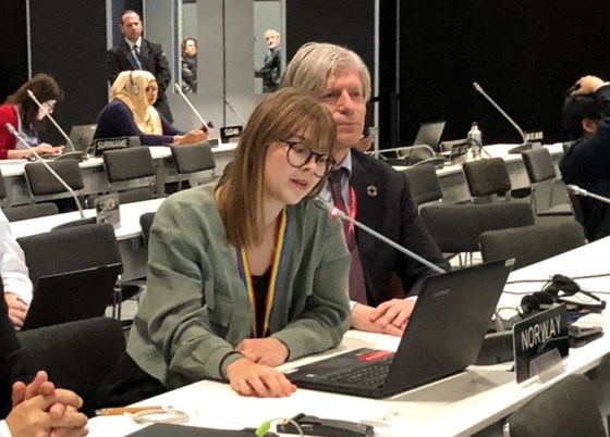Minister Ola Elvestuen and youth delegate Sofie Nordvik