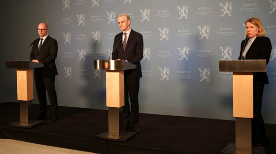 Statsministerens innledning på pressekonferanse om Ukraina.