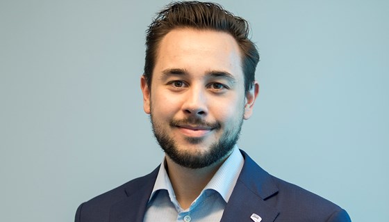Portrettbilde av politisk rådgiver Fredrik Tronhuus