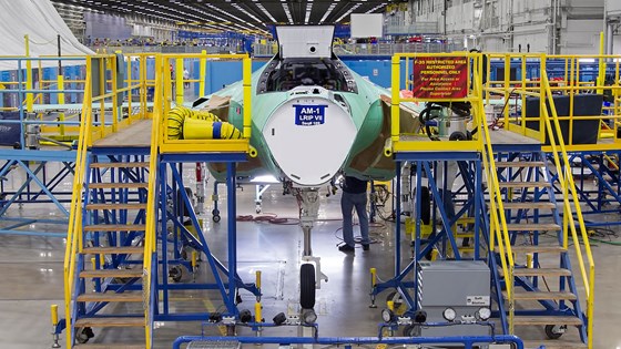 AM-1 front Første norske F-35 sett forfra