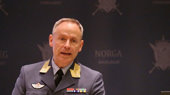 Stabssjef i Luftforsvarsstaben (LST), brigader Aage Longva.