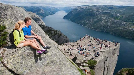 Preikestolen ved Stavanger.