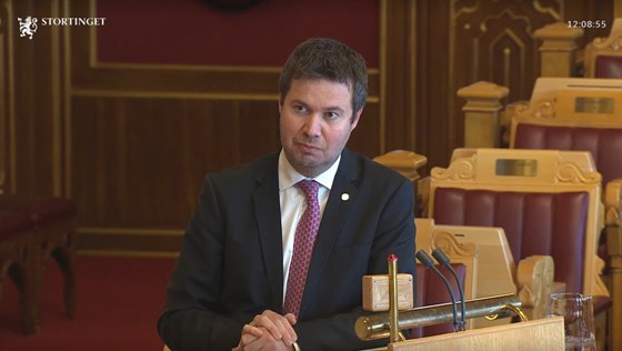 Landbruks- og matminister Geir Pollestad