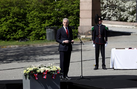 Statsminister Jonas Gahr Støre holder tale 8. mai