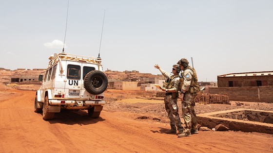 Norske FN-soldater ute på rekognoseringsoppdrag i Malis hovedstad Bamako. Onar Digernes Aase, Forsvaret