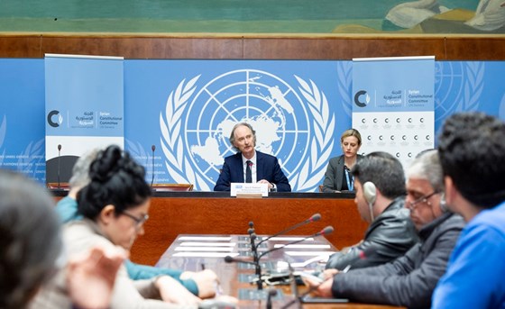 FNs spesialutsending til Syria Geir O. Pedersen gjorde opp status for den politiske prosessen, inkludert forberedelsene til et mulig sjette møte i den syriske grunnlovskomiteen. Foto: FN