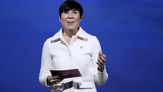 Minister of Foreign Affairs Ine Eriksen Søreide opens the Our Ocean Conference 2019. Credit: Stine Østby, Medvind