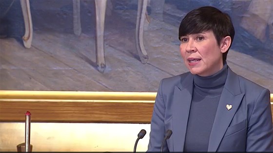 Utenriksminister Ine Eriksen Søreide legger fram sin redegjørelse for Stortinget 5. mars 2020. Bilde: Fra stortinget.no