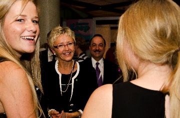Fra venstre Anne Marthe Lie, Liv Signe Navarsete, Ralph de la Vega og Kristine G. Alstad.