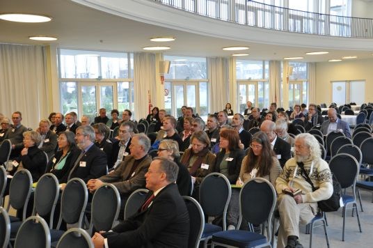 Tre og arkitekturseminar, Marshall House, Messe Berlin